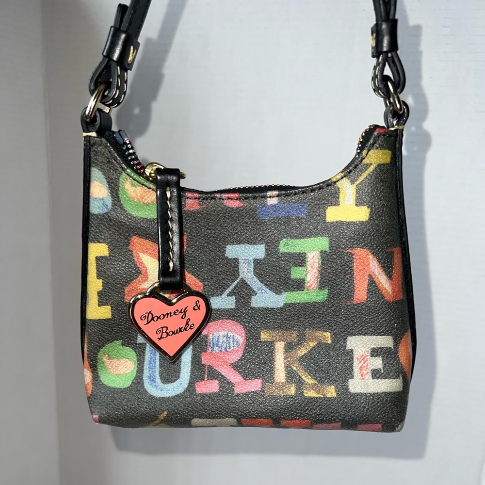 Authentic & Vintage Dooney and Bourke Mini Purse